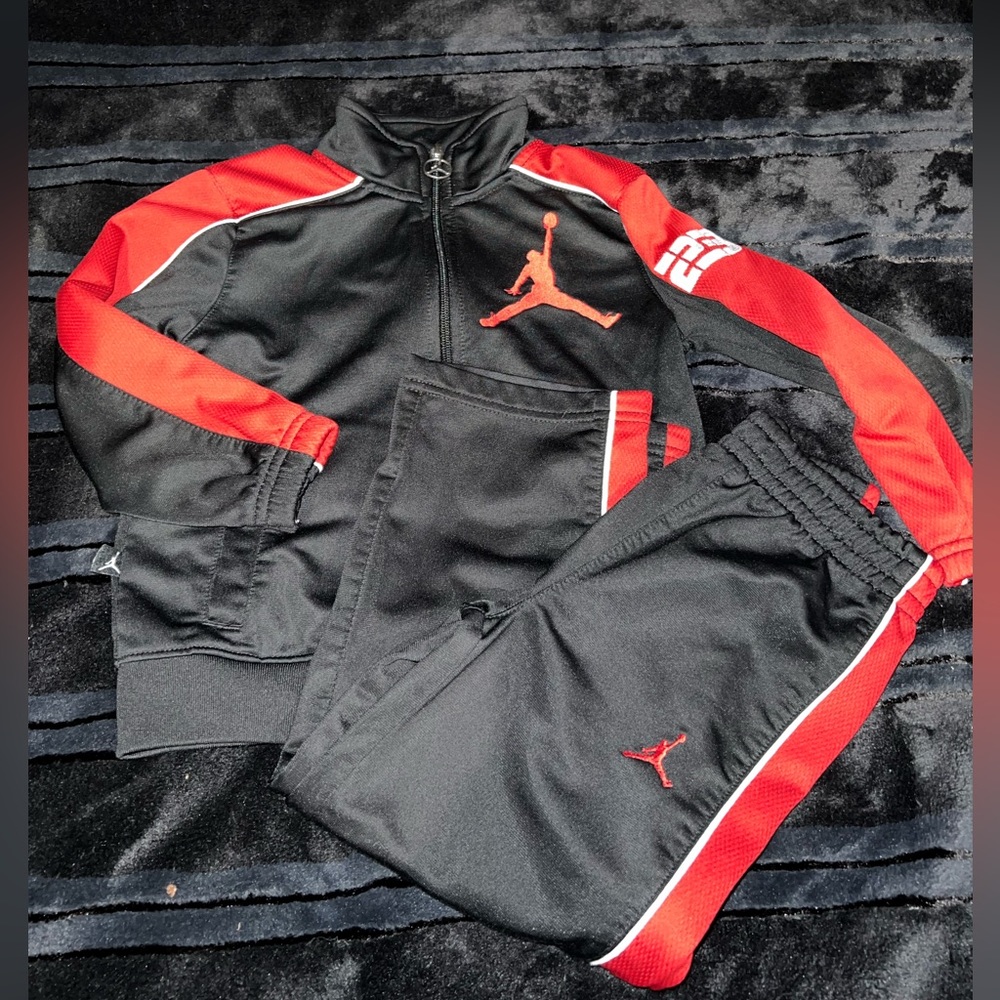 2 piece Jordan set